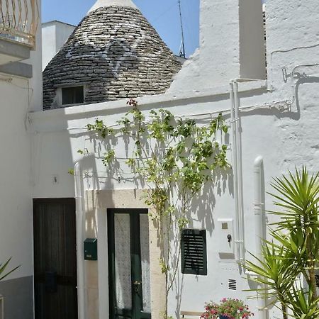 Trulli Del Corso B&B ألبيروبيللو المظهر الخارجي الصورة